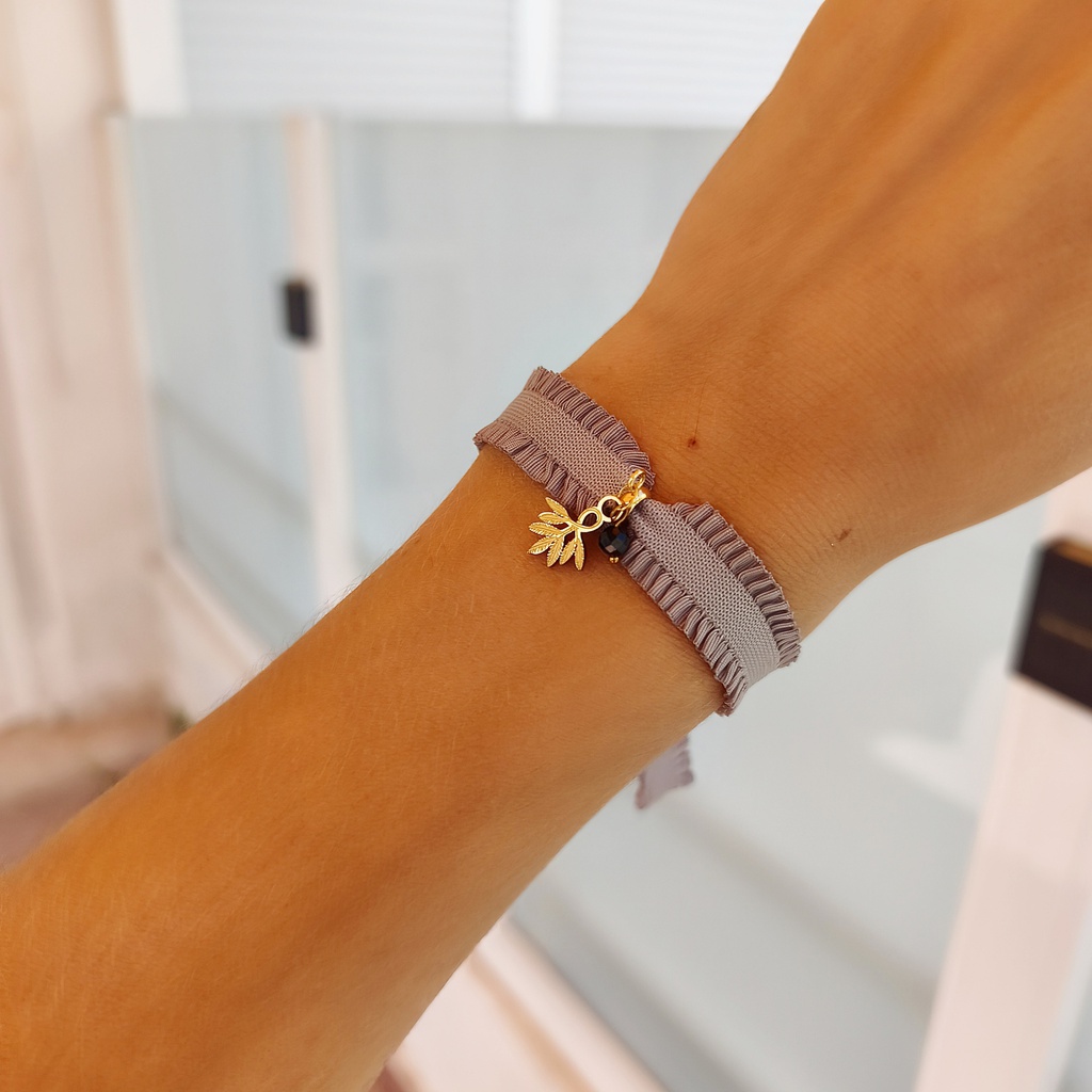Pulsera Cinta Volante Gris Hoja (Dorado)