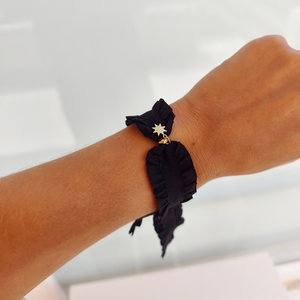 Pulsera Cinta Volante Negro Destello (Dorado)