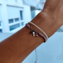 Pulsera Trenzada Beige Triple Charm Flecha (Plateado)