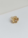 Anillo Flor Circonita Central Dorado