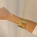 Brazalete Supreme Séxtuple Relieve Dorado