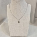 Collar Inicial Plateada Plana y Fina Letra &quot;E&quot;