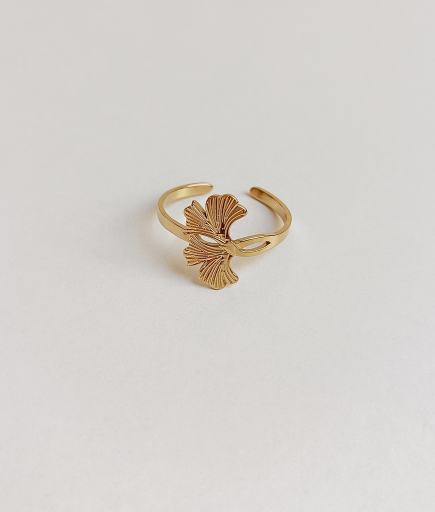 Anillo Pétalos de Flor Dorado