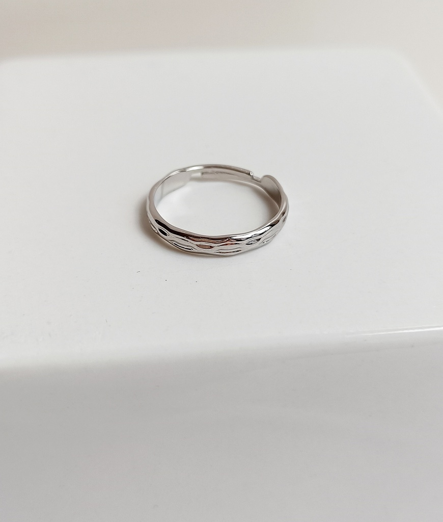 Anillo Essential (Plateado)
