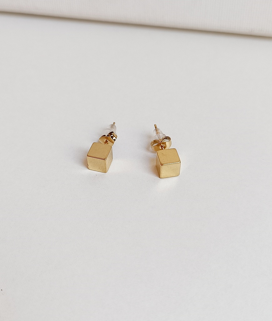 Pendientes Boton Cubo 3D Dorado