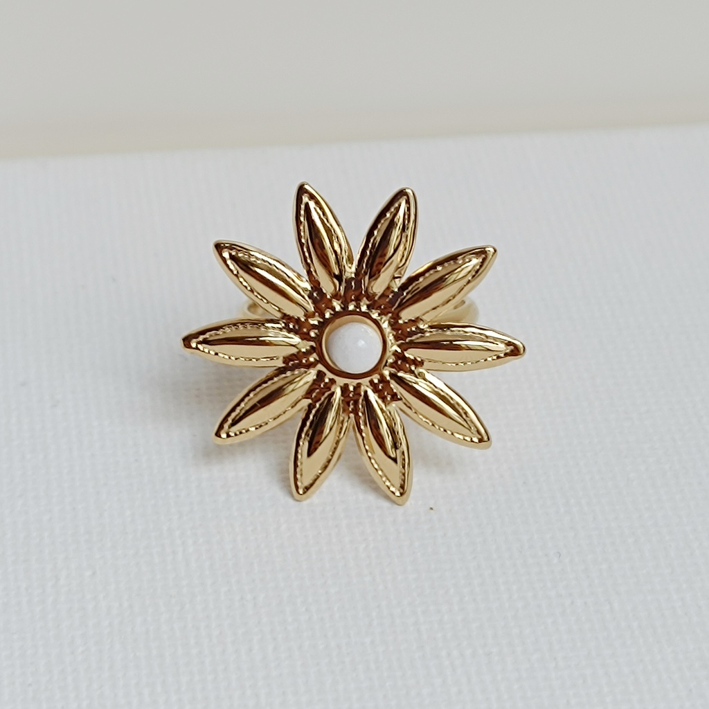 Anillo Flor Piedra Beige