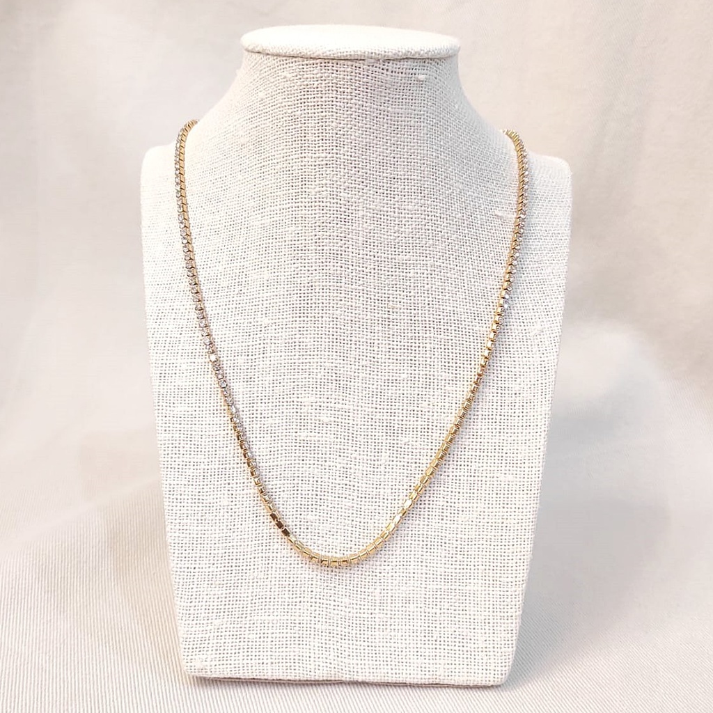 Collar Fino Brillo Dorado