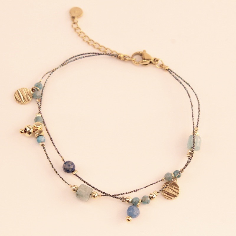 Pulsera azul con piedras azules