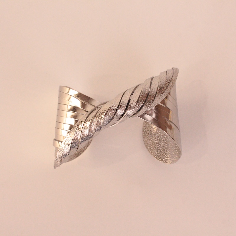 Brazalete Twisted (Plateado)
