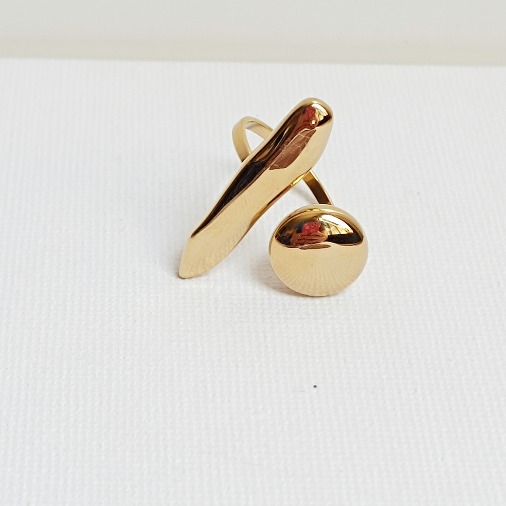 Anillo Stick Y Círculo Dorado