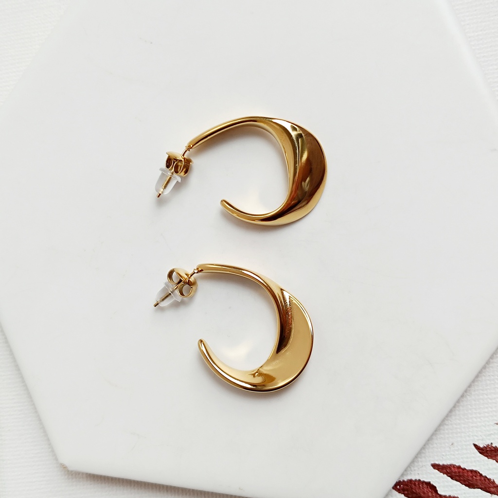 Pendientes Aro Geométrico Ovalado Dorado