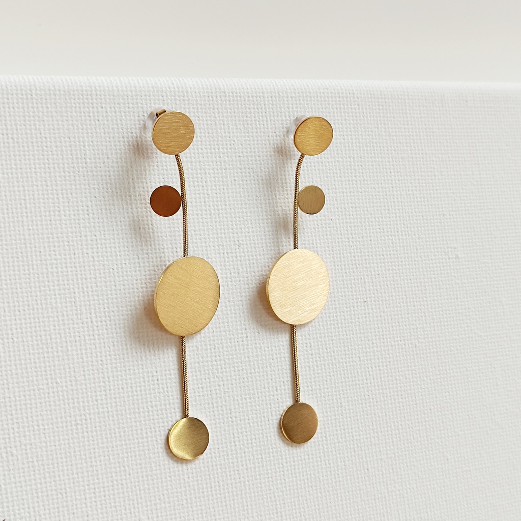 Pendientes Círculos Diferente Tamaño Dorado