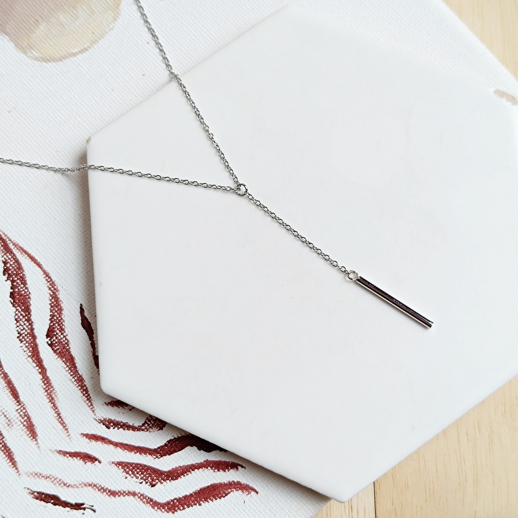 Collar Charm Palito Largo Plateado