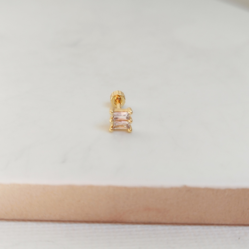 Pendiente Circonita Cuadrado Dorado (Rosca)