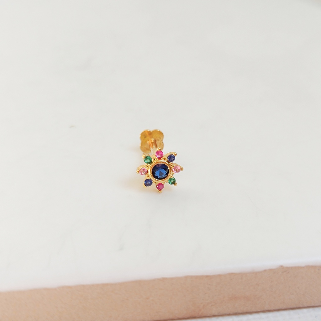 Pendiente Circonita Sol Colores Dorado (Rosca)