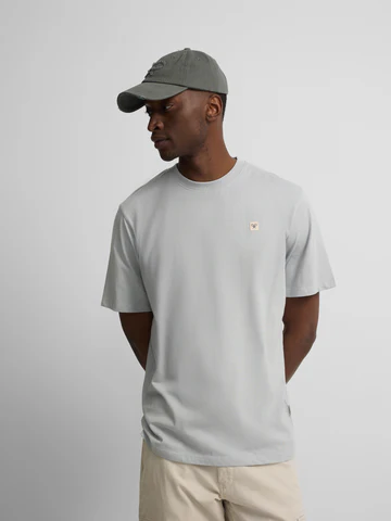 Camiseta Lisa Minilogo Parche Azul Claro - Silbon