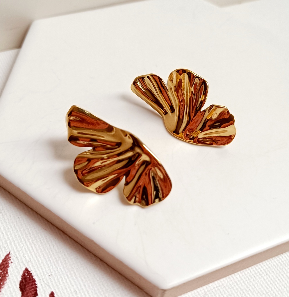 Pendientes Media Flor Dorado