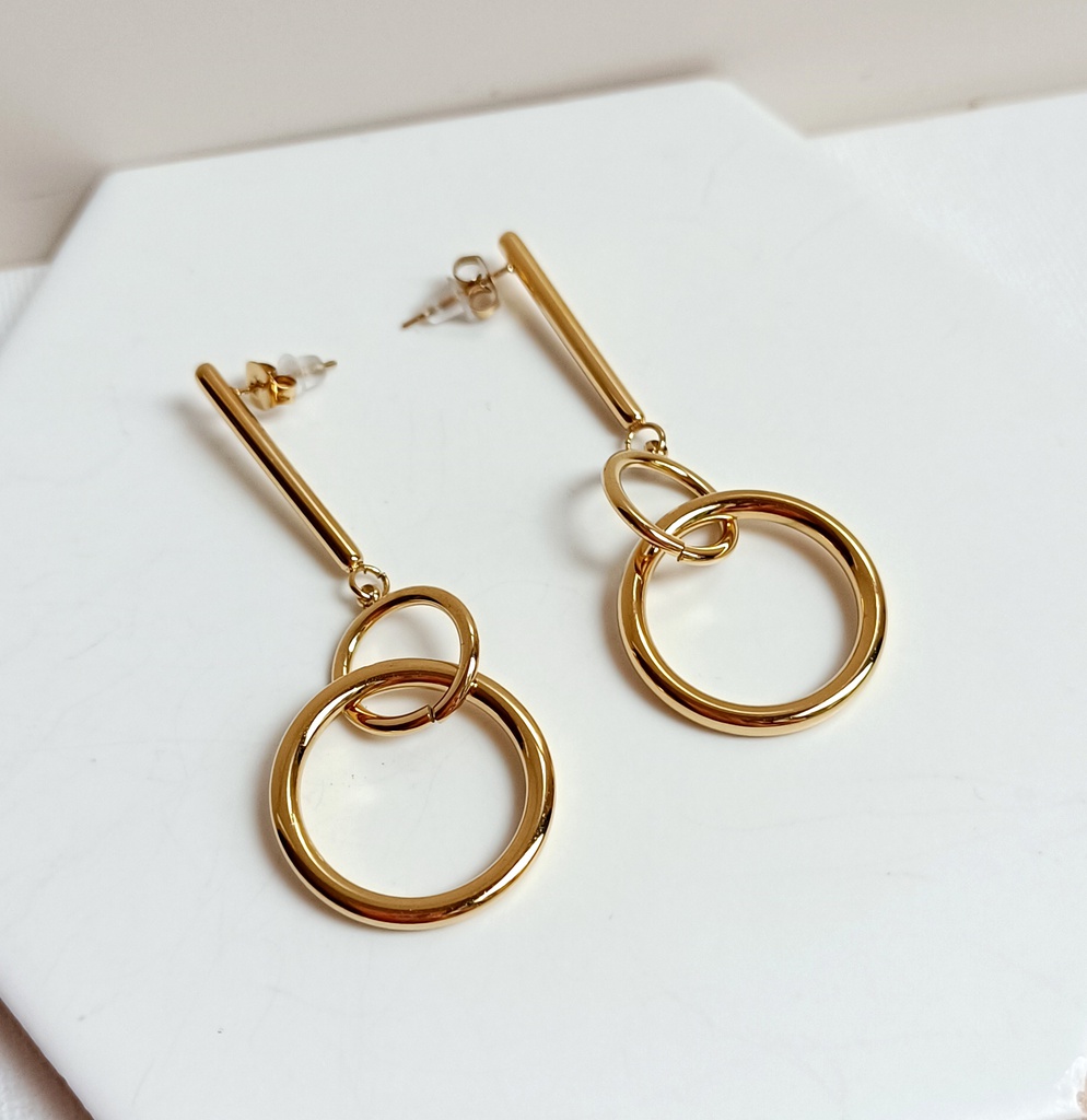 Pendientes Palito Y Doble Círculo Dorado