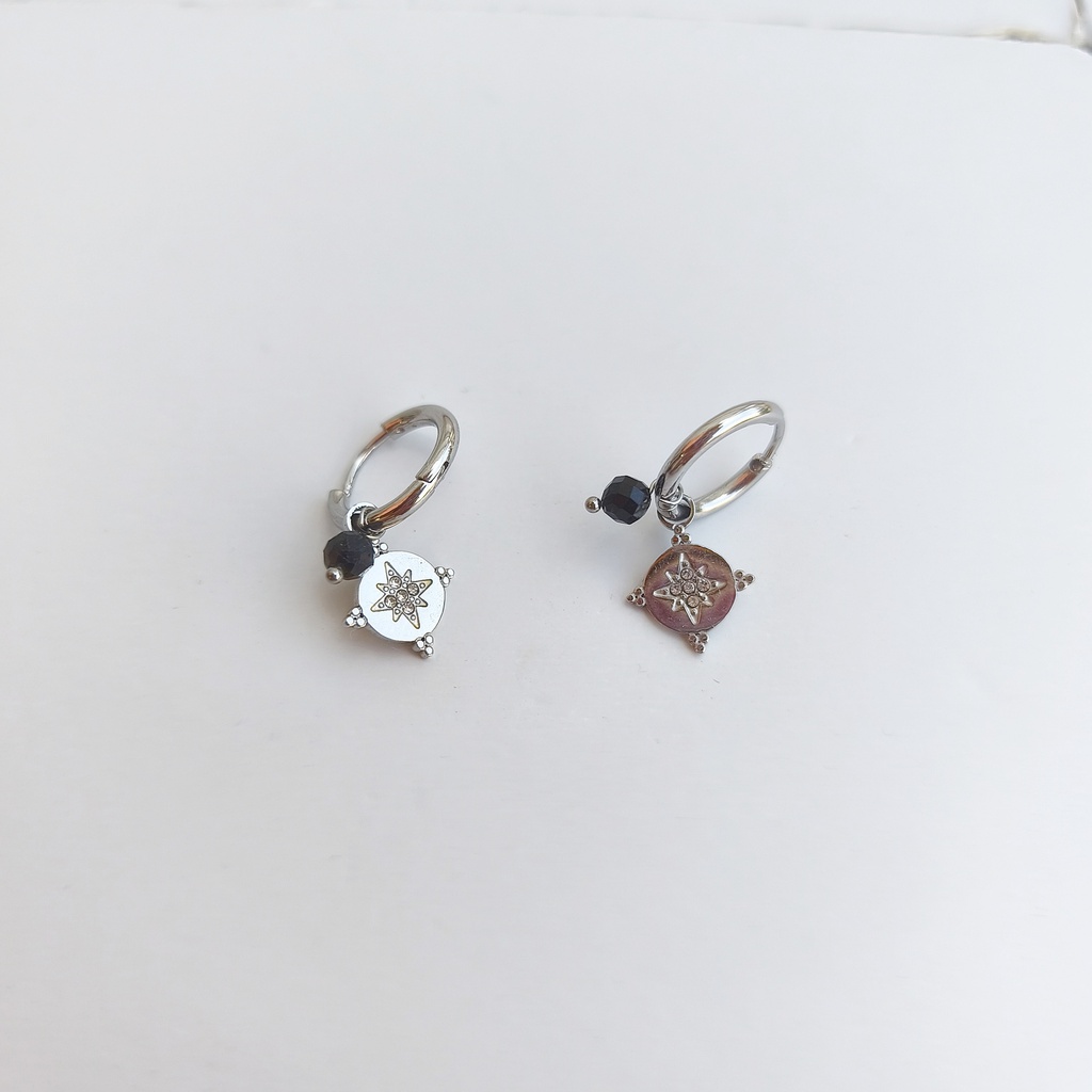 Arito Charm Estrella Brújula Con Piedra Plateado