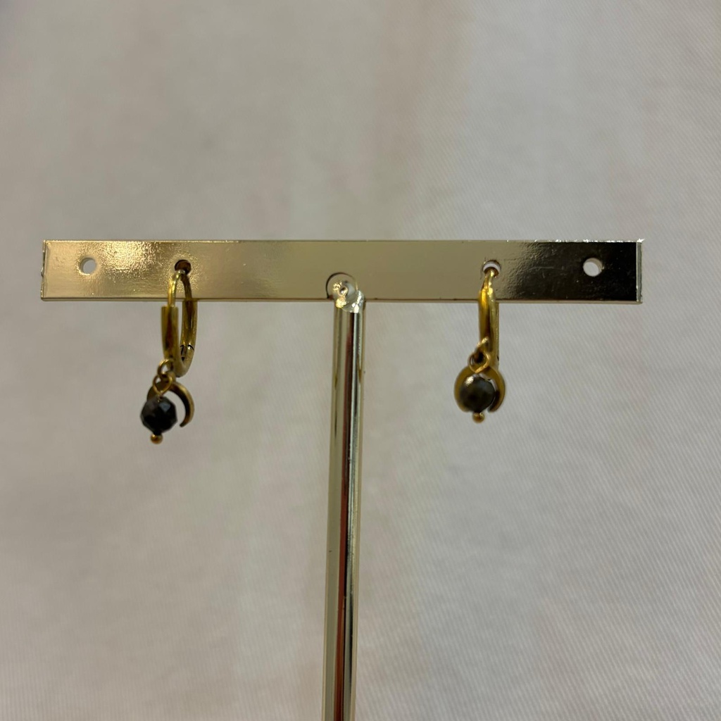 Arito Charm Semicírculo Con Piedra Dorado