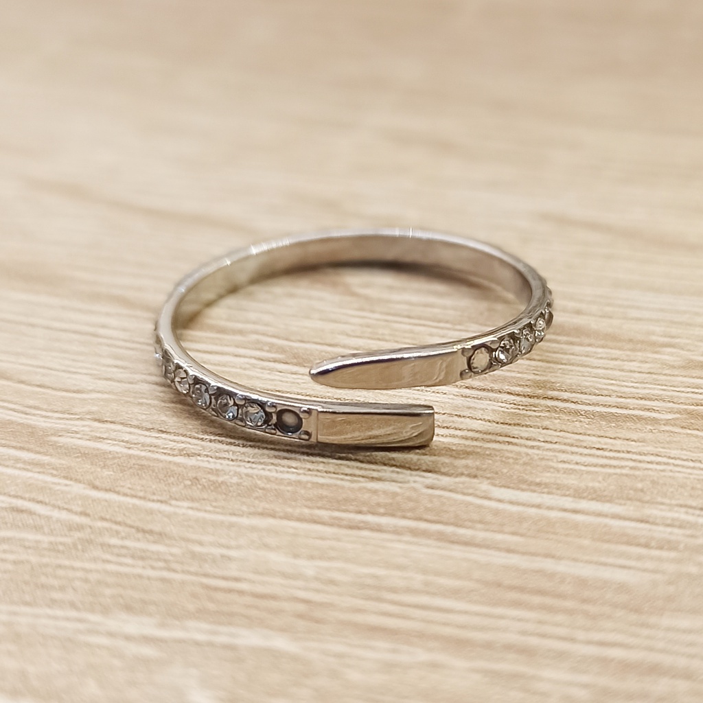 Anillo brillo zig zag plateado