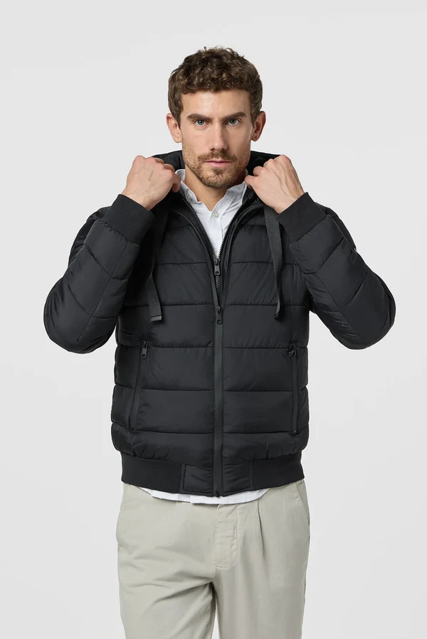 Chaqueta Ligera Con Capucha Negro - Williot