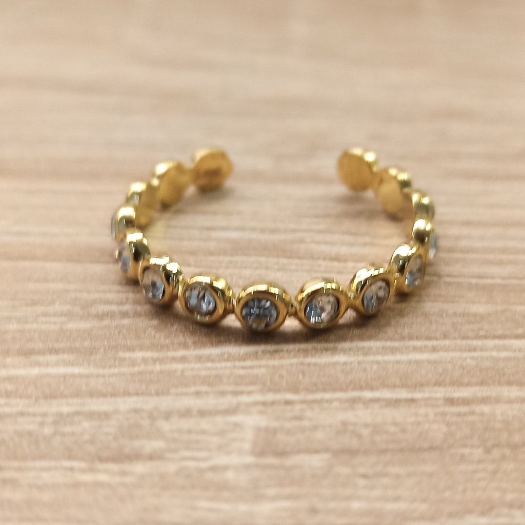 Anillo Circonitas Redondas Dorado