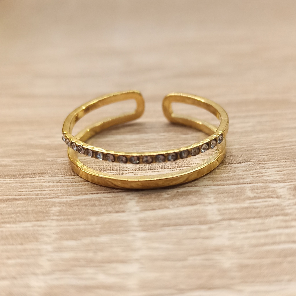 Anillo fino doble dorado