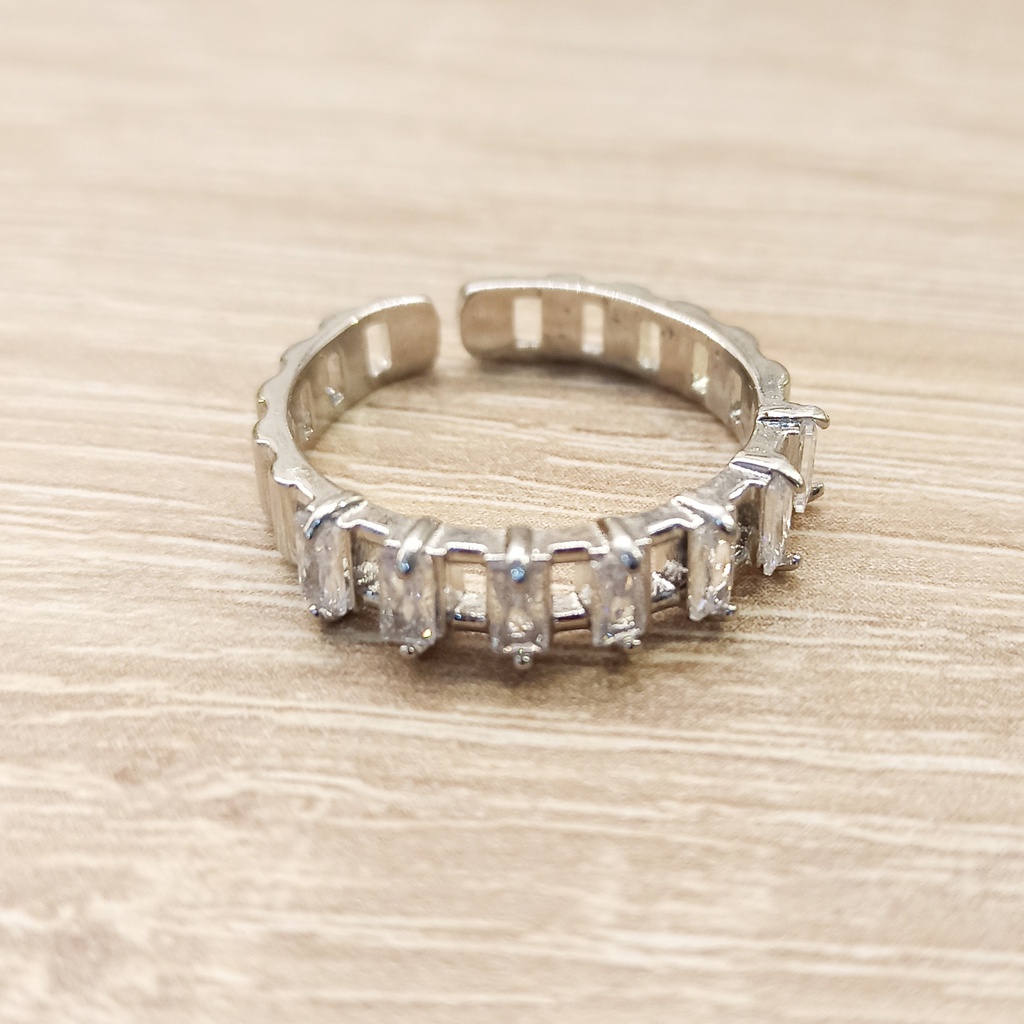 Anillo Circonitas rectangulares plateado