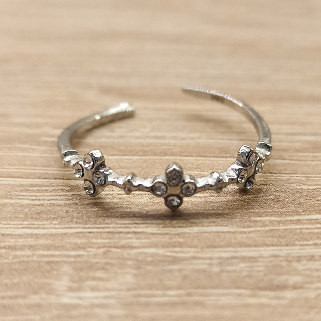 Anillo Triple flor plateado
