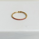 Anillo Fino Múltiples Circonitas Fucsia Dorado