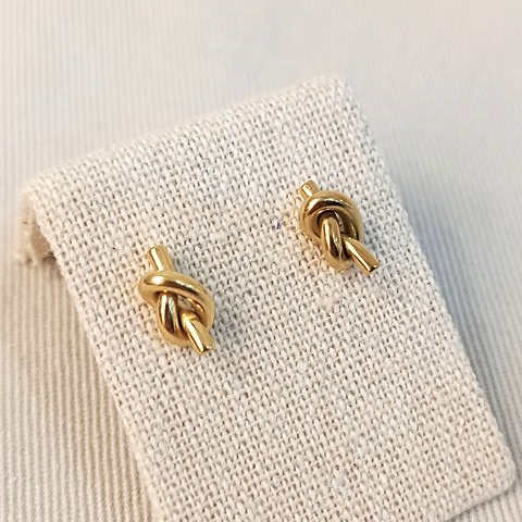 Pendientes Nudo Dorado