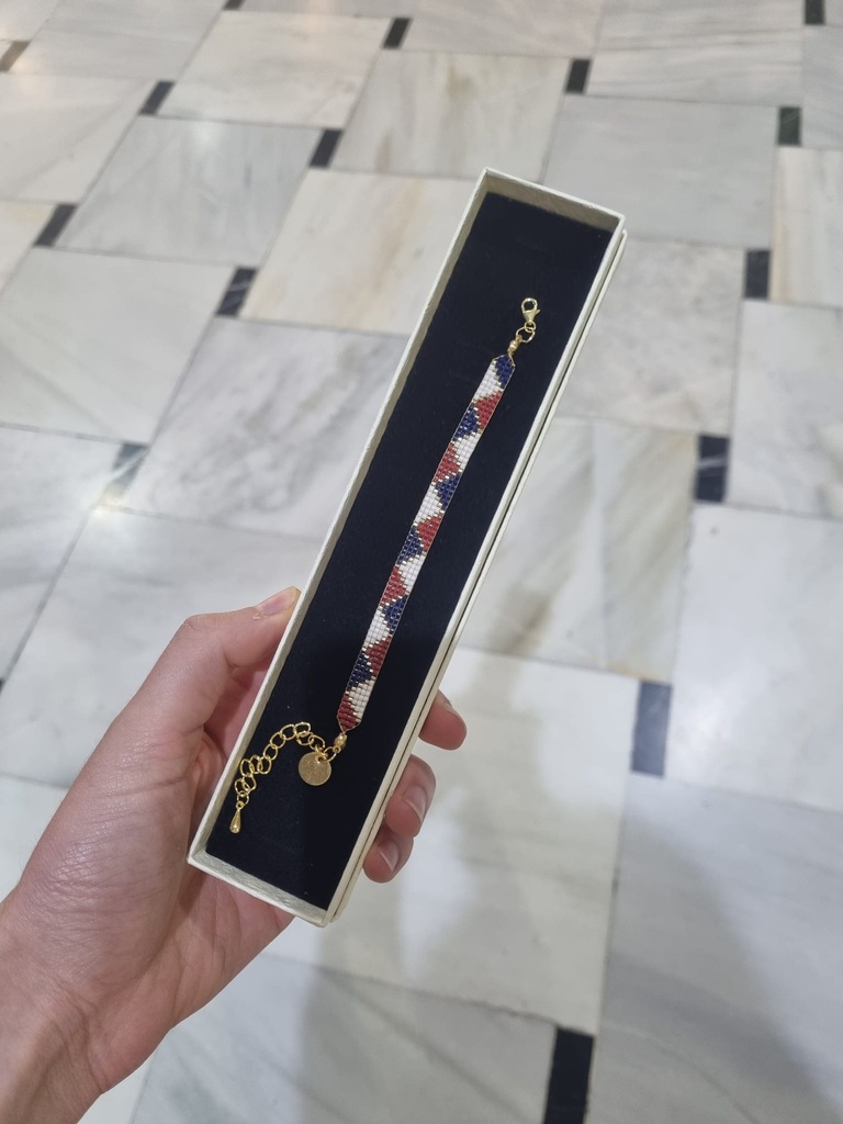 Pulsera Miyuki (blanco, azul y rojo) - Miranda Darmon