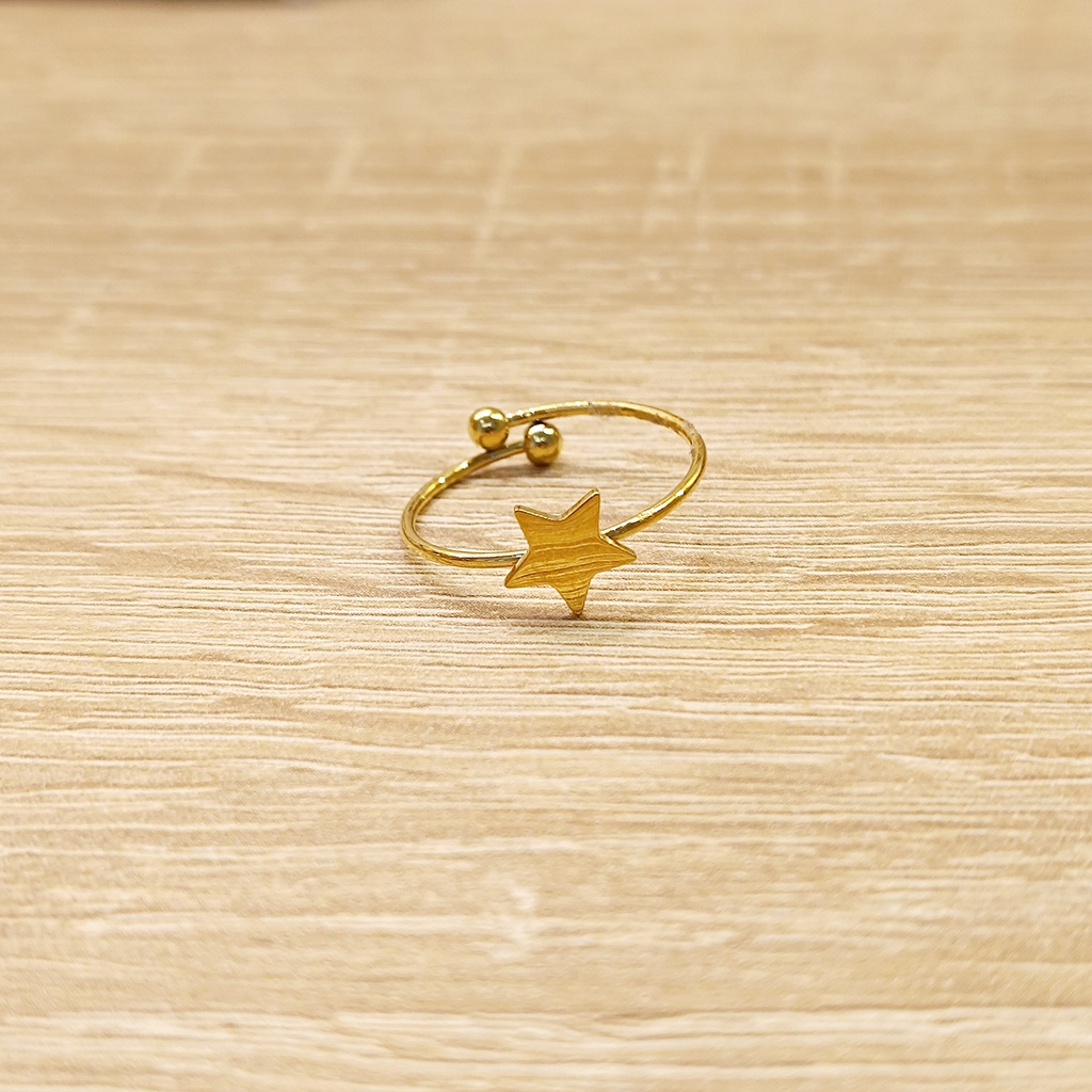 Anillo Fino Dorado Estrella