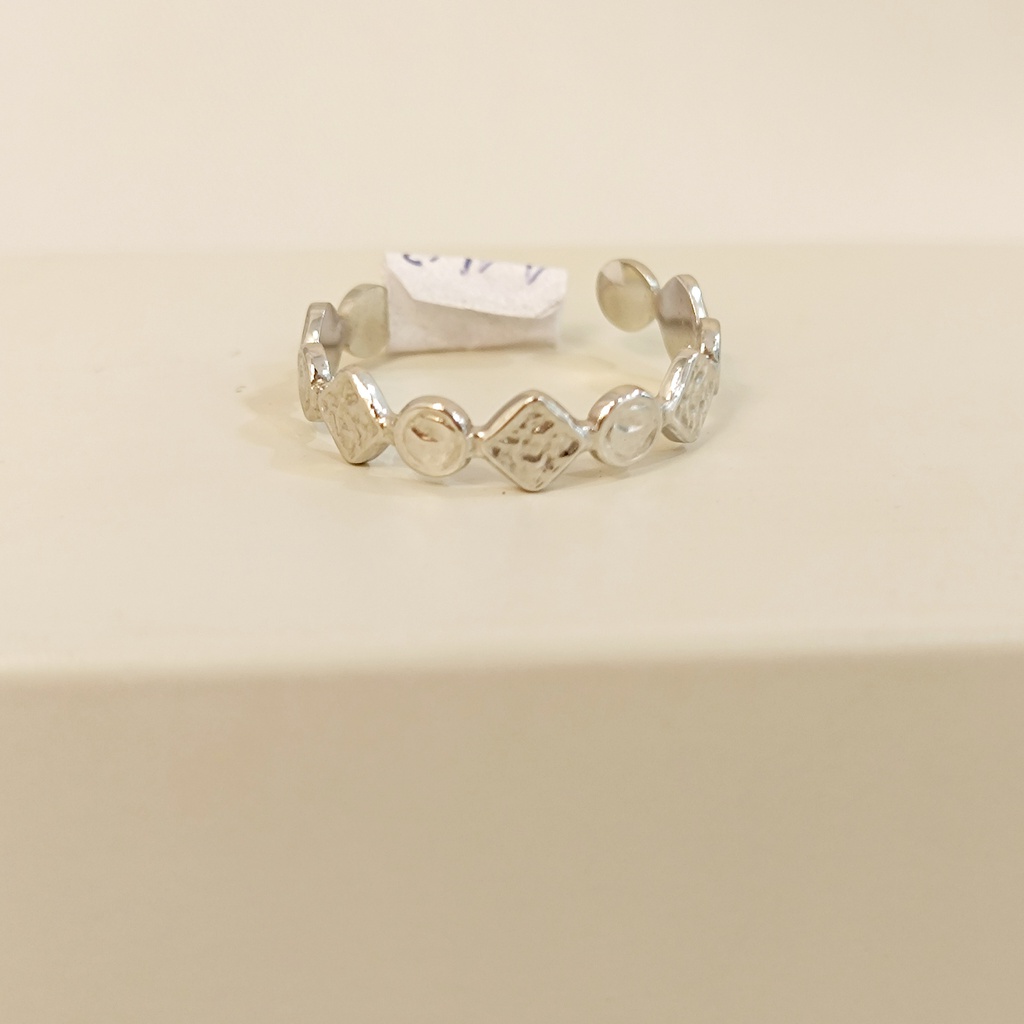 Anillo Rombos y Círculos Plateado