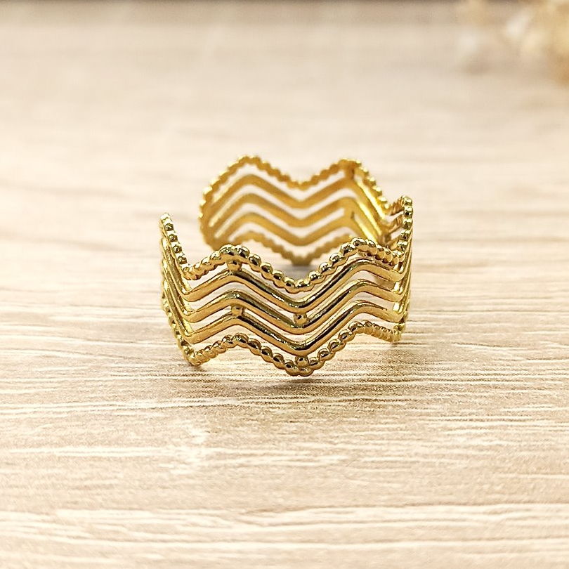 Anillo Multi Zig Zag Dorado