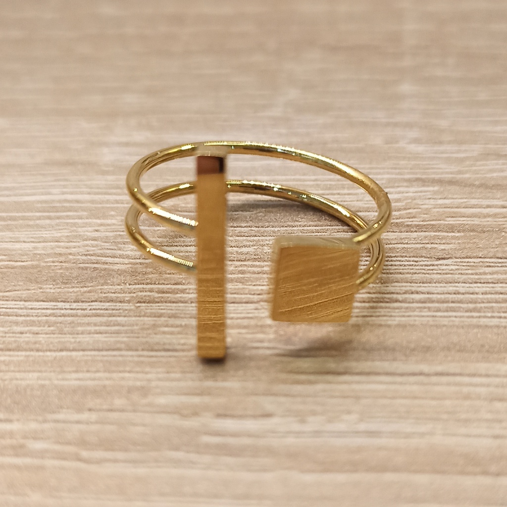 Anillo Stick y Cuadrado Dorado