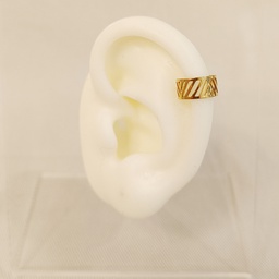 Ear Cuff Líneas Dorado