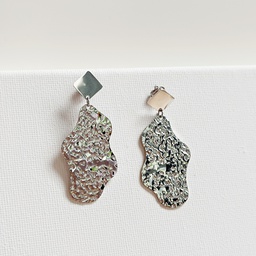 Pendientes Forma Geo Con Textura Plateado