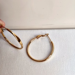 Aros Básicos Con Toque Plano Dorado