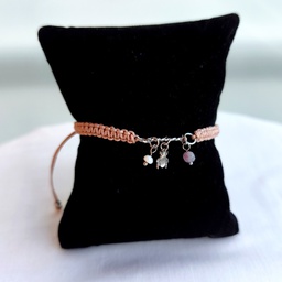 Pulsera Trenzada Beige Triple Charm Escarabajo (Plateado)